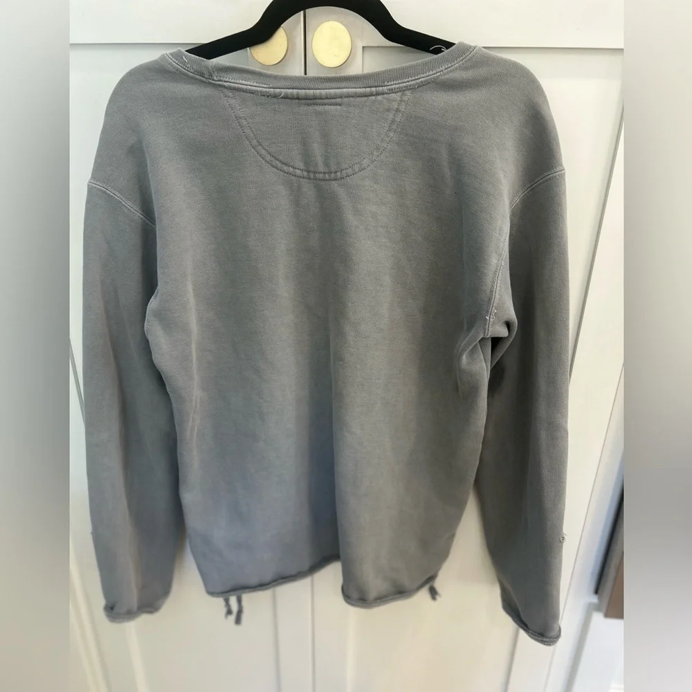 Unk Women's Gray Sweatshirt with Heart Design - Picture 8 of 8
